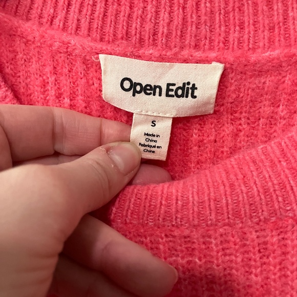 Open Edit Sweater - Picture 2 of 2